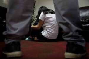 Homem de 49 anos detido em Lisboa por suspeita de 85 crimes sexuais contra adolescente